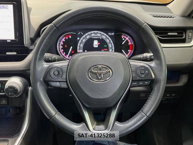 Toyota RAV4 2020-08 8831279-12