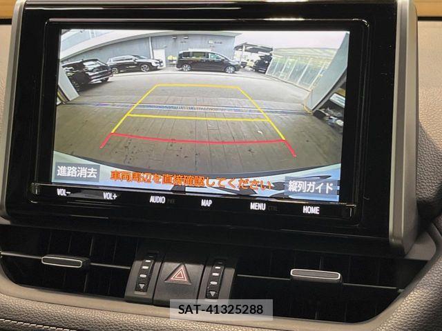 Toyota RAV4 2020-08 8831279-3