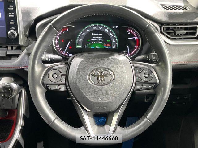 Toyota RAV4 2022-04 8850494-10