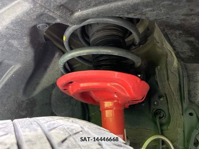 Toyota RAV4 2022-04 8850494-19