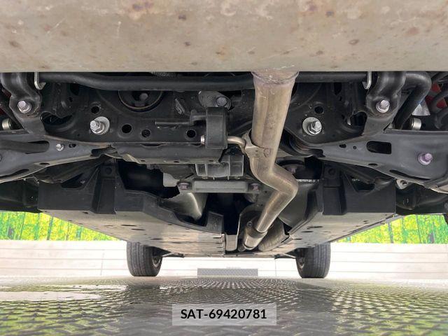 Toyota RAV4 2022-12 8849675-18