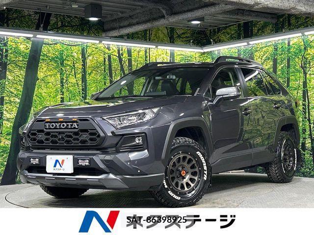 Toyota RAV4 2022-04 8850492-0