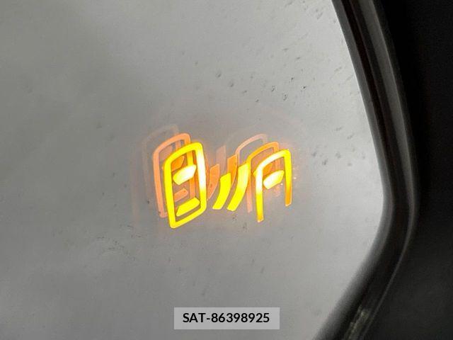 Toyota RAV4 2022-04 8850492-5