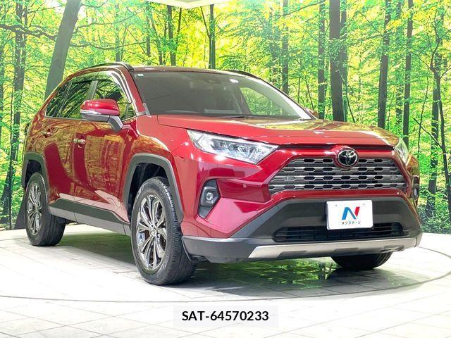 Toyota RAV4 2022-03 8850498-15