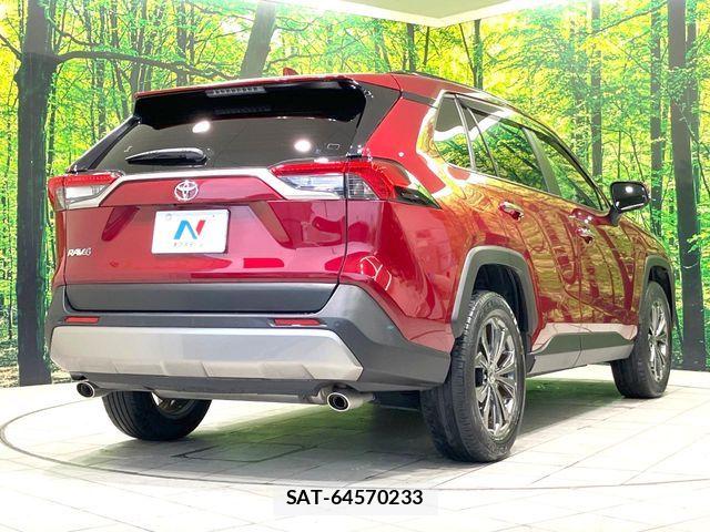 Toyota RAV4 2022-03 8850498-16