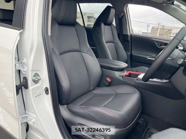 Toyota RAV4 2025-10 8850487-12