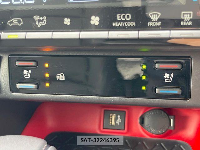 Toyota RAV4 2025-10 8850487-5