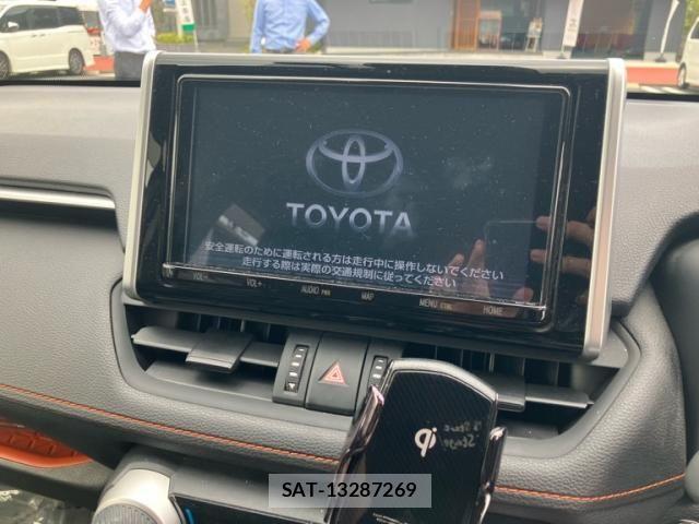 Toyota RAV4 2019-04 8850501-16