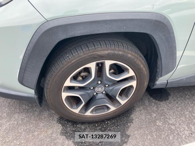 Toyota RAV4 2019-04 8850501-3