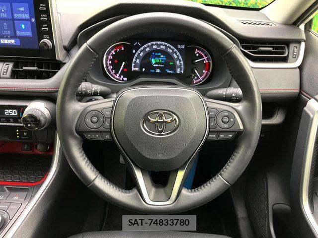 Toyota RAV4 2022-08 8849554-10