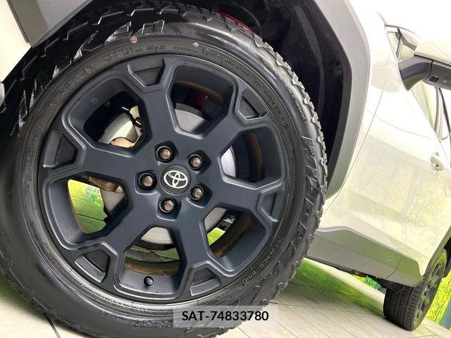 Toyota RAV4 2022-08 8849554-12