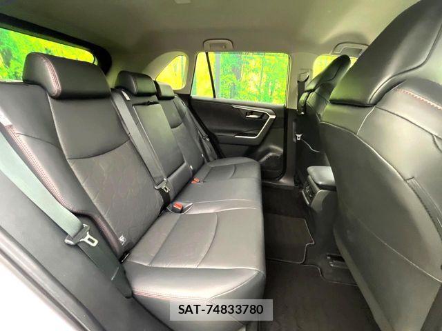 Toyota RAV4 2022-08 8849554-8