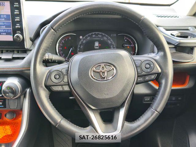 Toyota RAV4 2021-12 8871929-1