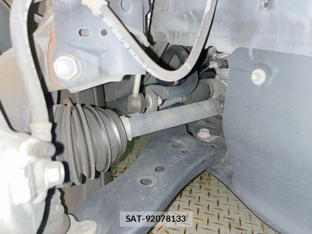 Toyota RAV4 2019-09 8871932-19