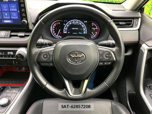 Toyota RAV4 2021-11 8871933-10