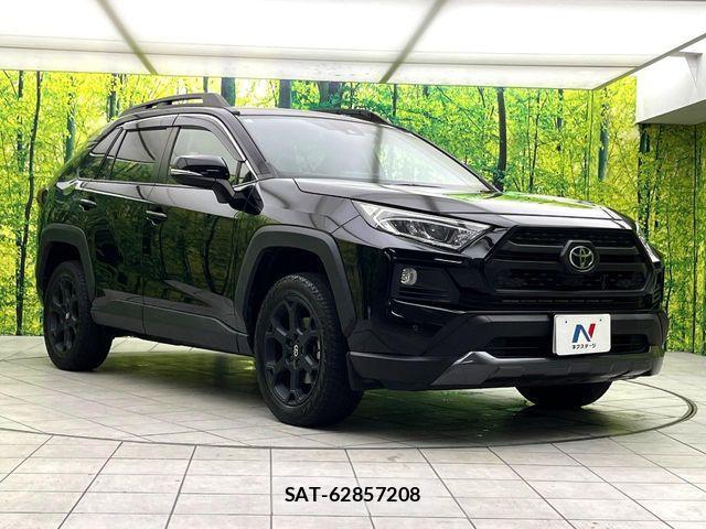 Toyota RAV4 2021-11 8871933-15