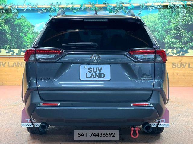 Toyota RAV4 2021-01 8871930-14