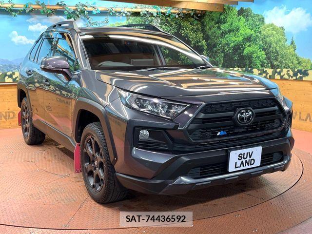 Toyota RAV4 2021-01 8871930-15