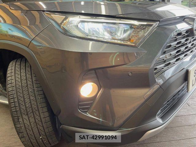 Toyota RAV4 2020-10 8871931-11