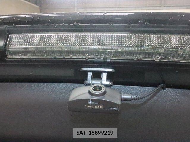 Toyota RAV4 2021-08 8881819-13