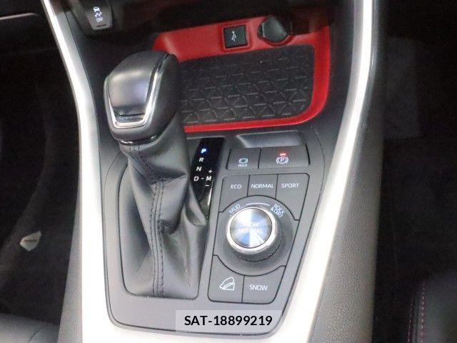 Toyota RAV4 2021-08 8881819-20