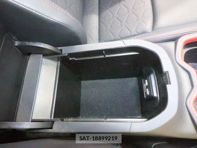Toyota RAV4 2021-08 8881819-22