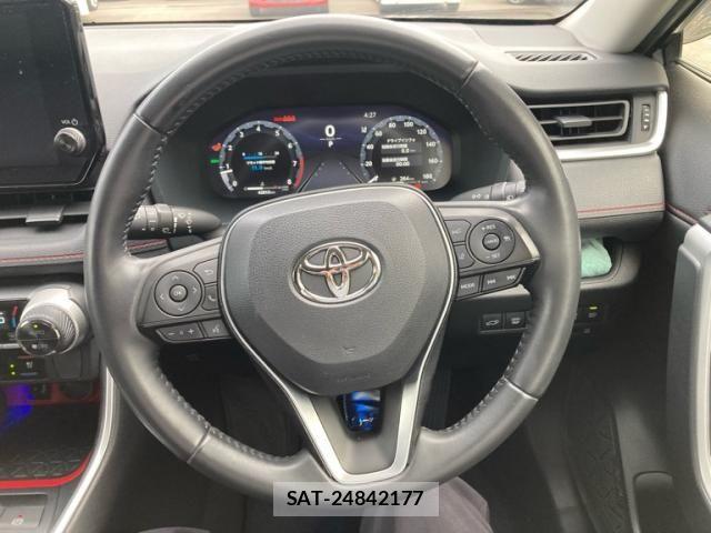 Toyota RAV4 2023-01 8881815-15
