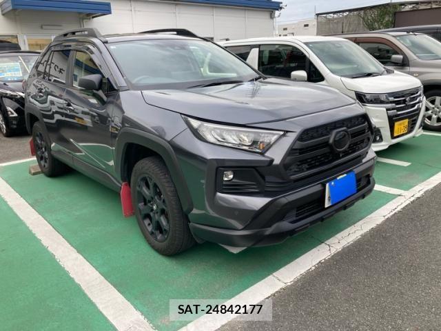 Toyota RAV4 2023-01 8881815-1