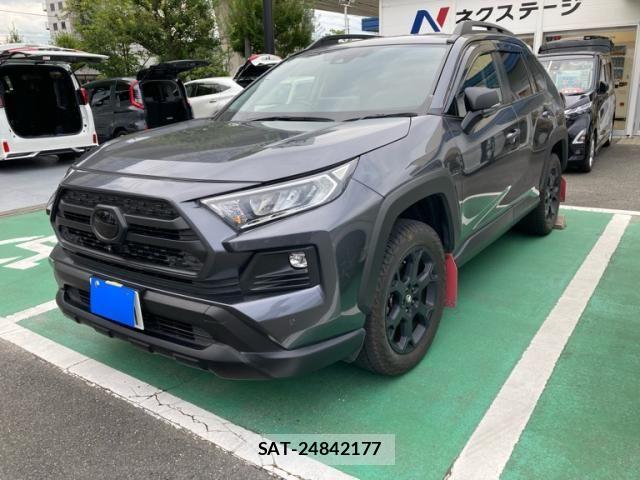 Toyota RAV4 2023-01 8881815-2