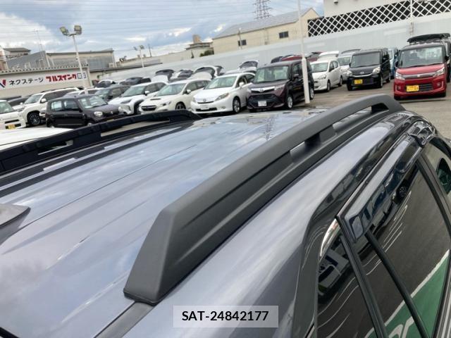 Toyota RAV4 2023-01 8881815-6