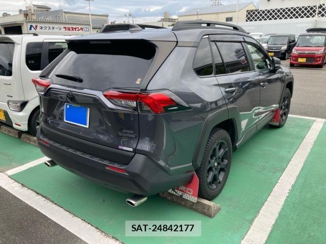 Toyota RAV4 2023-01 8881815-7