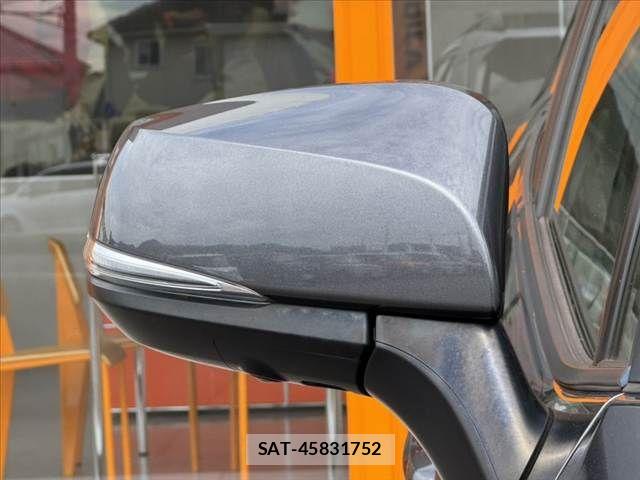 Toyota RAV4 2020-10 8881821-29
