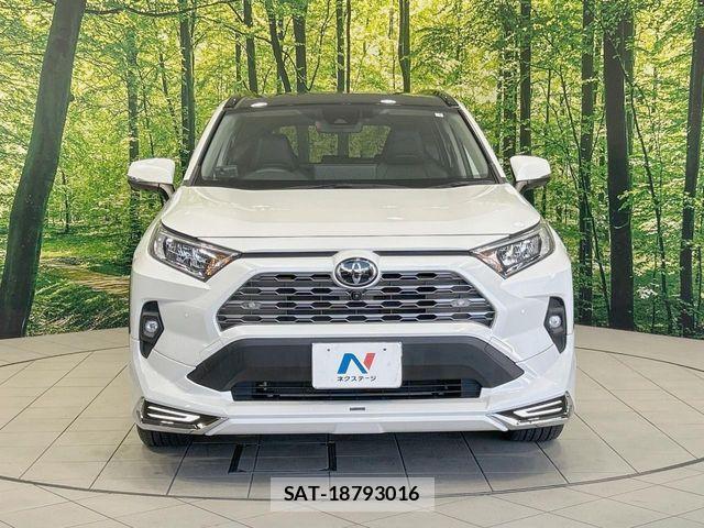 Toyota RAV4 2023-01 8881806-13