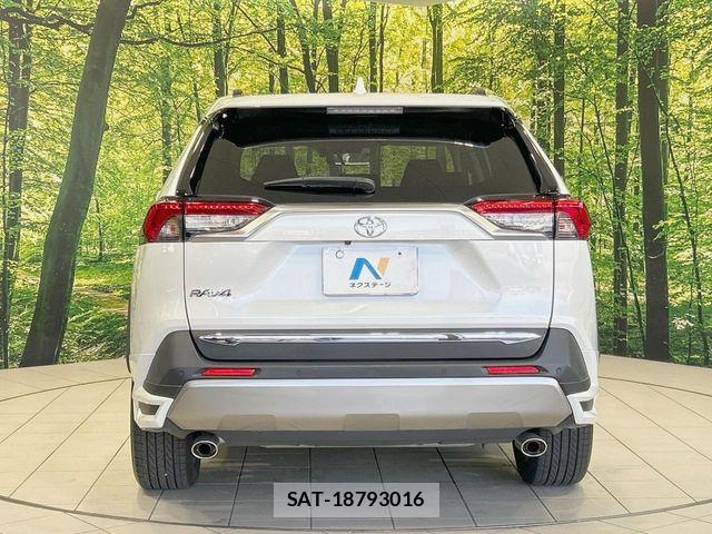 Toyota RAV4 2023-01 8881806-14