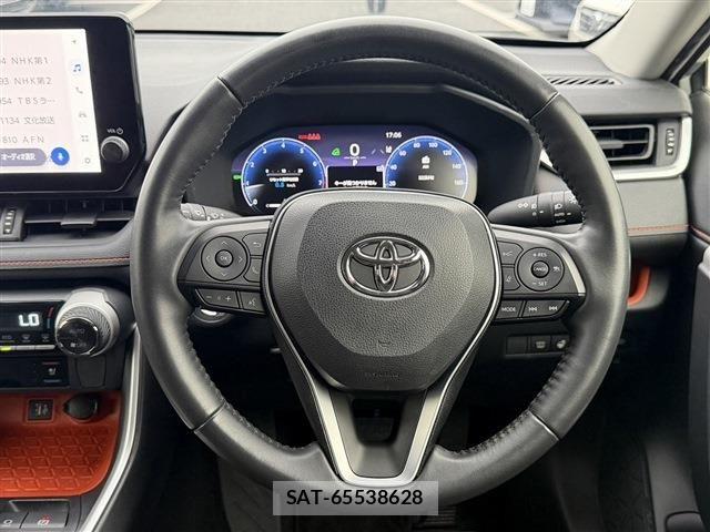 Toyota RAV4 2023-08 8881817-17