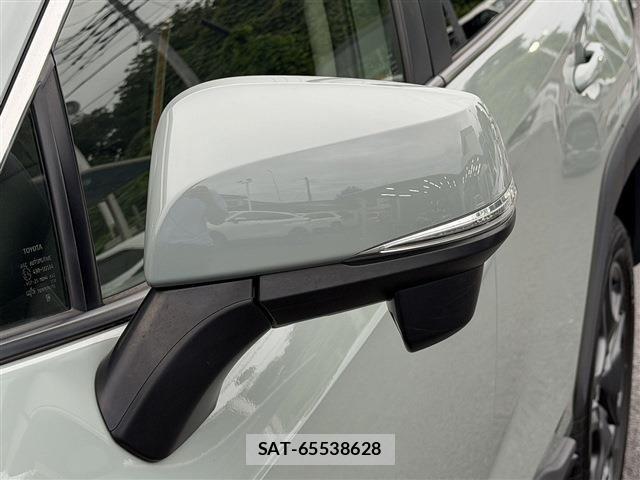 Toyota RAV4 2023-08 8881817-26