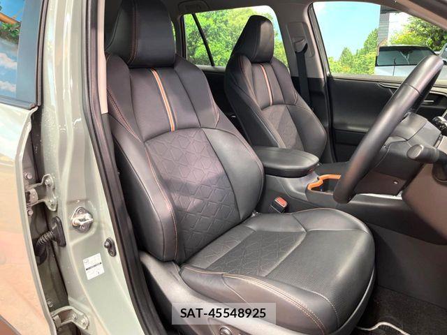 Toyota RAV4 2023-03 8881805-9