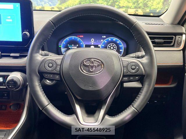 Toyota RAV4 2023-03 8881805-12