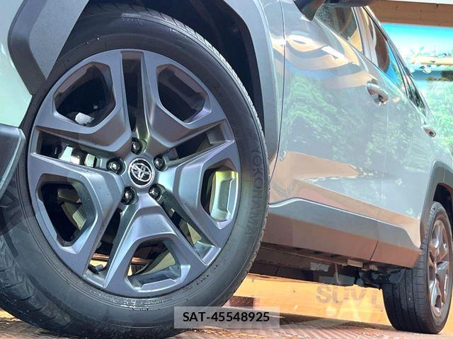 Toyota RAV4 2023-03 8881805-14