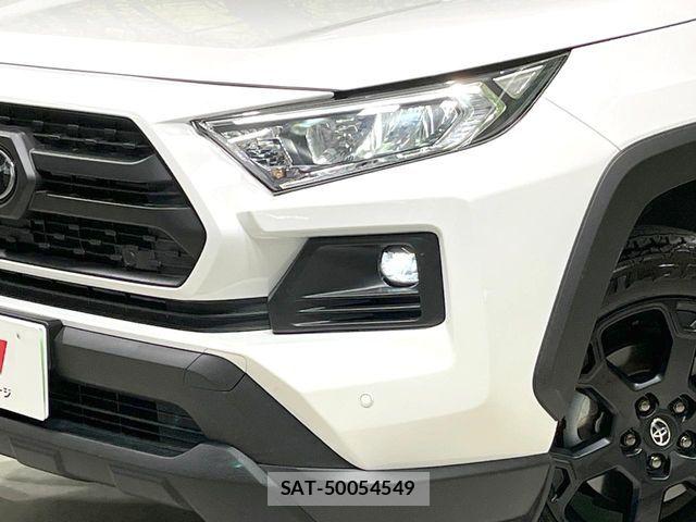 Toyota RAV4 2025-05 8881807-11
