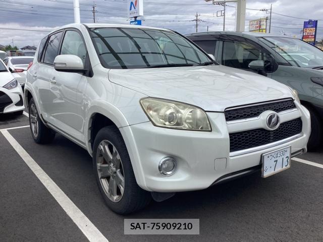 Toyota RAV4 2010-01 8881825-1