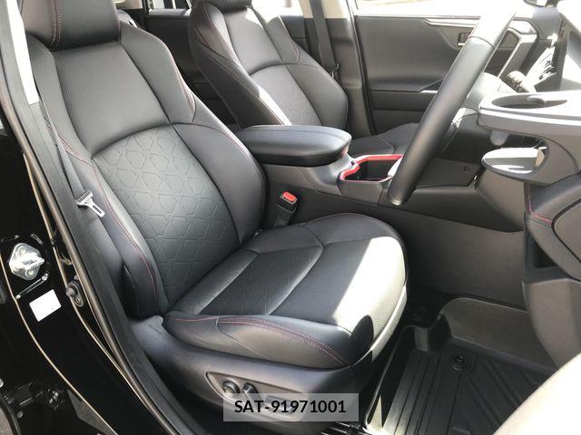 Toyota RAV4 2024-05 8881808-10