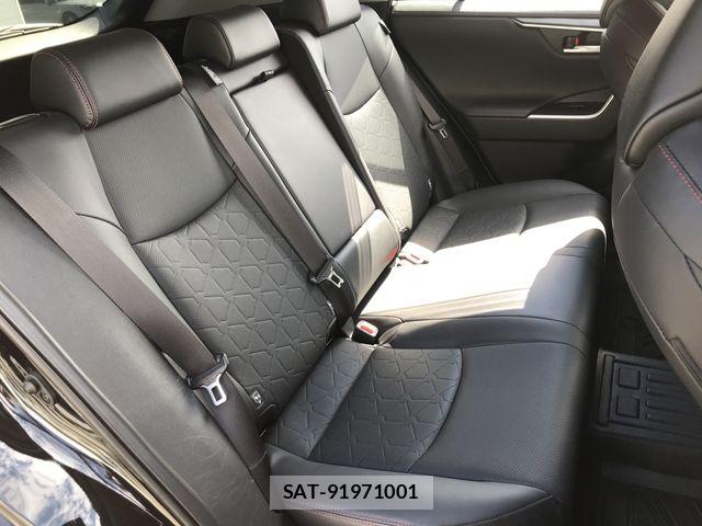 Toyota RAV4 2024-05 8881808-14