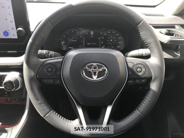Toyota RAV4 2024-05 8881808-17