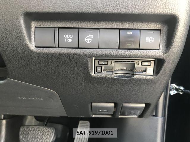 Toyota RAV4 2024-05 8881808-22