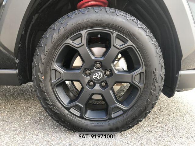 Toyota RAV4 2024-05 8881808-27