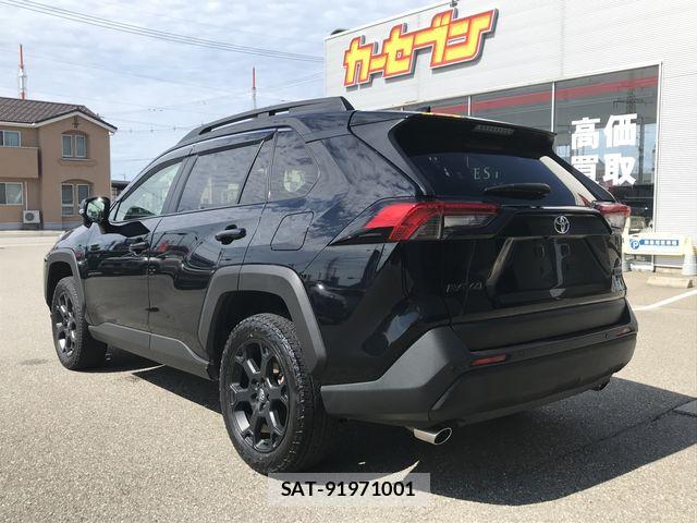 Toyota RAV4 2024-05 8881808-7