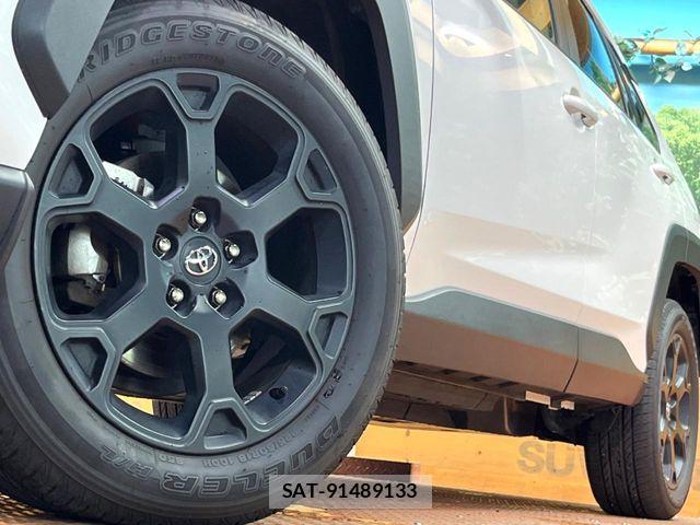 Toyota RAV4 2023-08 8881804-14