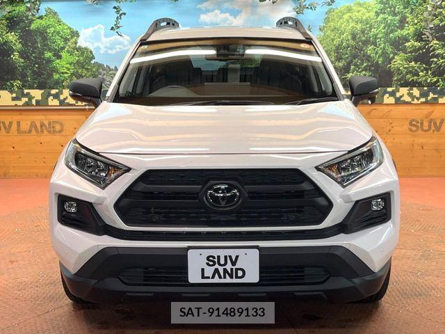 Toyota RAV4 2023-08 8881804-15