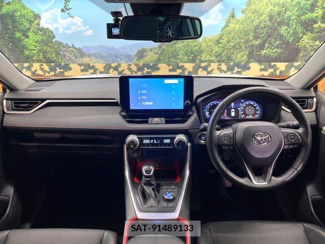 Toyota RAV4 2023-08 8881804-1